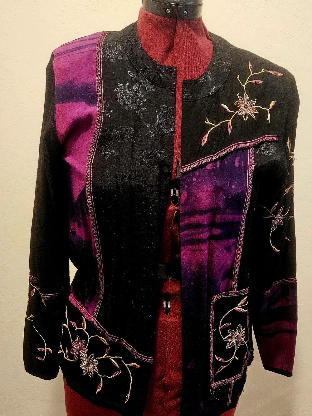 Black and Purple Embroidered Women's Blazer Jacket Size M